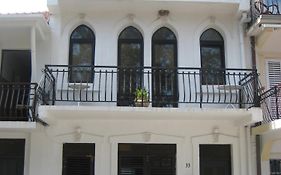Apartments Colic